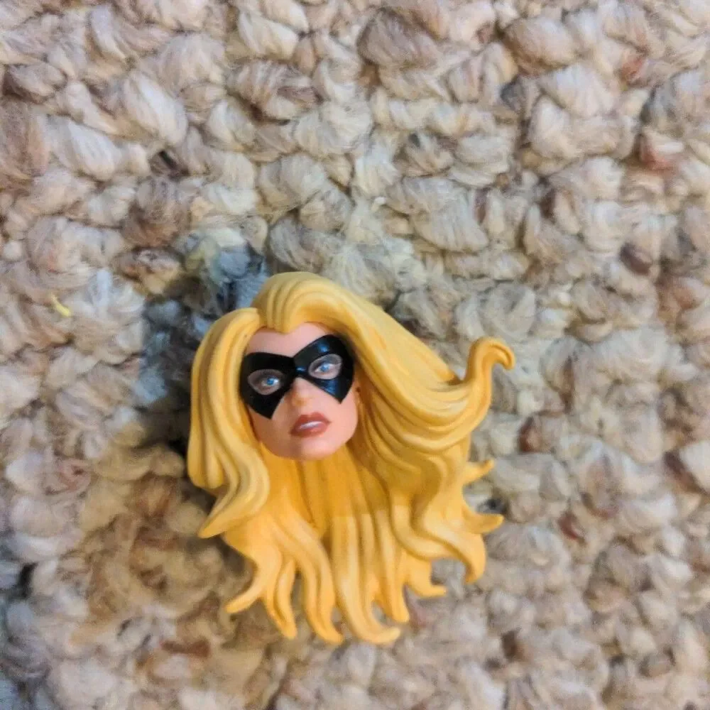 Marvel Legends Dark Avengers Warbird Female Head (A) Fodder 1/12 Scale
